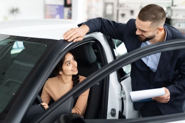5 Raisons De Louer Une Voiture Au Mans Pour Économiser